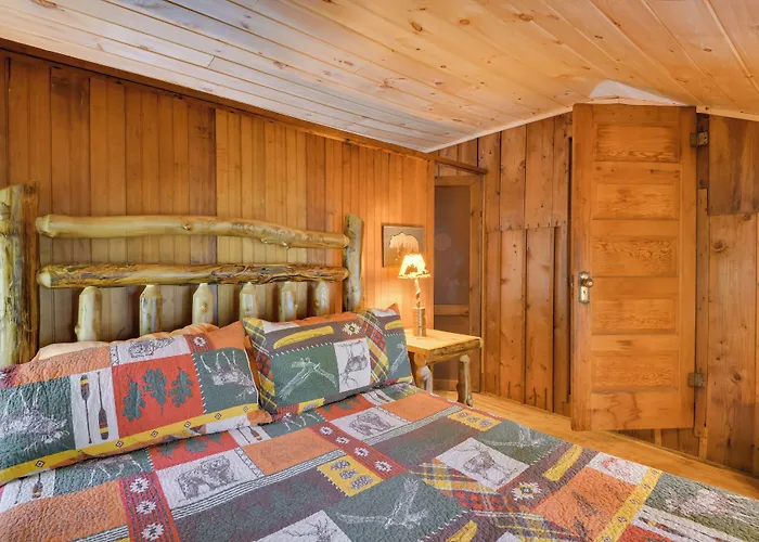 Adirondacks Cabin W/ Fire Pit On Otter Lake!
